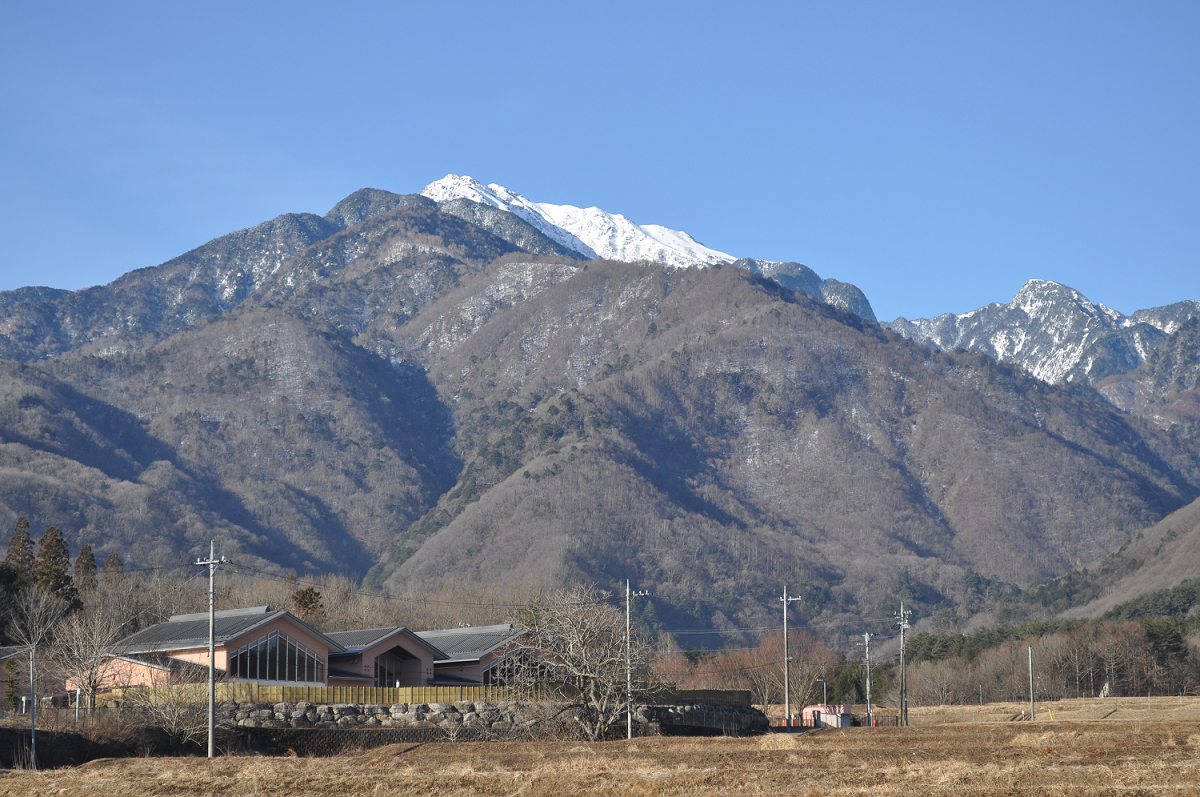 １７年２月２１日甲斐駒ケ岳冬景色遠望